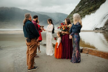 juneau alaska herbert glacier elopement