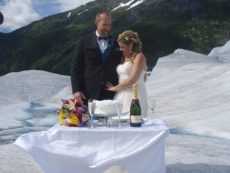 Mini reception on the Glacier - OLYMPUS DIGITAL CAMERA