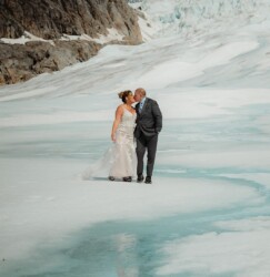 juneau alaska herbert glacier elopement
